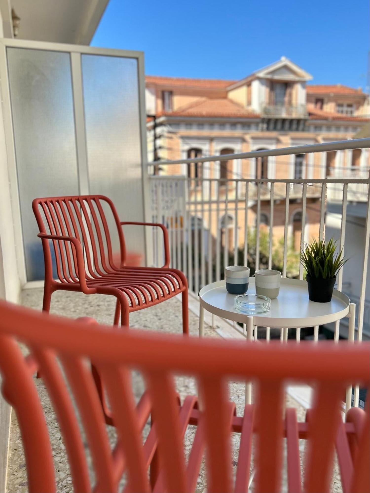 Apartment Bliss *